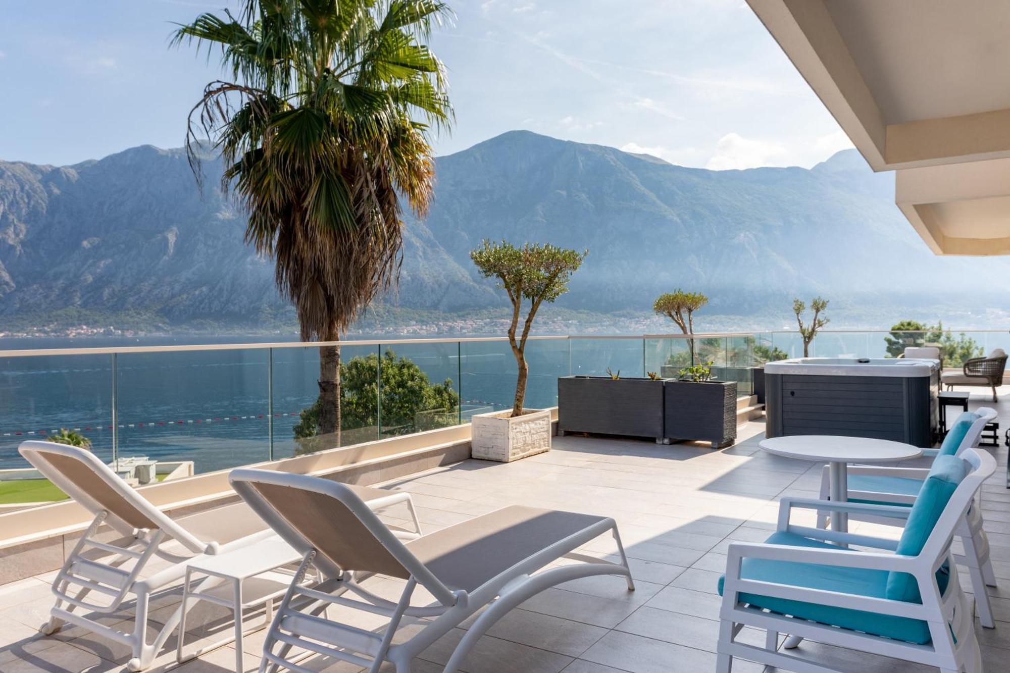 Hyatt Regency Kotor Bay Resort Exterior foto