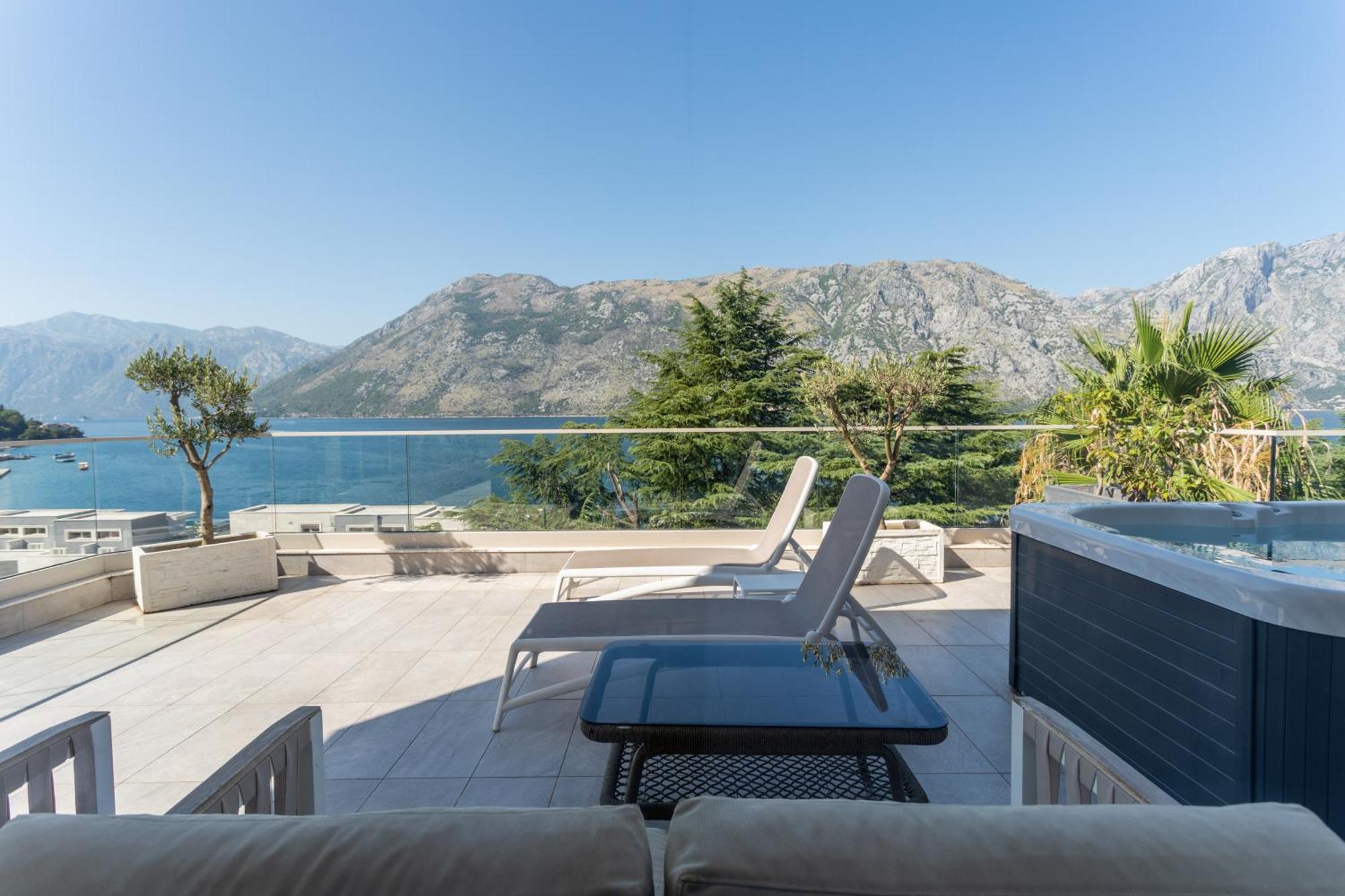 Hyatt Regency Kotor Bay Resort Exterior foto