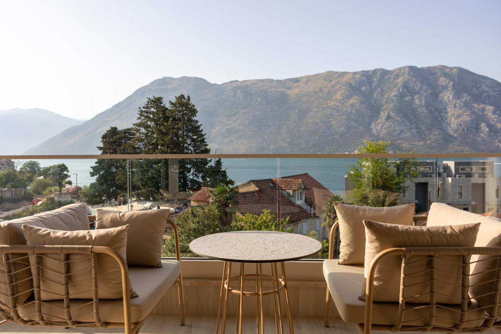 Hyatt Regency Kotor Bay Resort Exterior foto